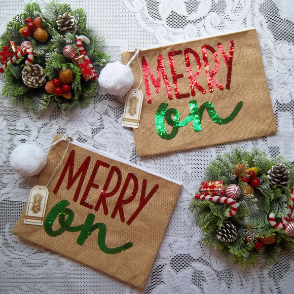 Mud Pie Merry On Holiday Burlap Pom Pom Bag - Picture 2 of 5
